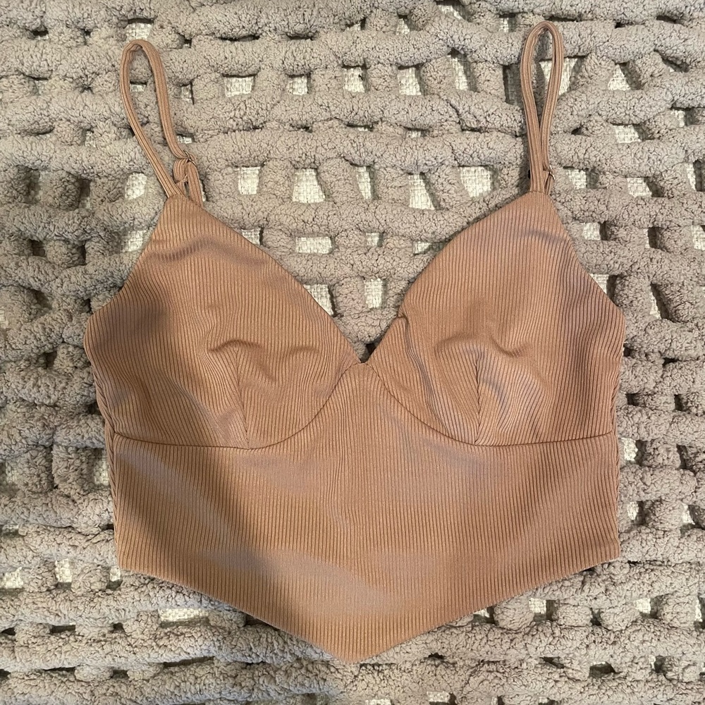 Princess Polly Tan Crop Top sz 4
